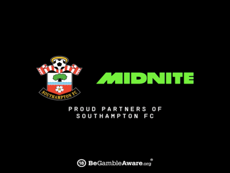 Southampton FC Names Midnite as Official Training Kit Partner