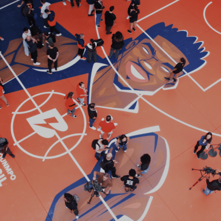 Betano Ambassador Gianis Antetokounmpo Unveils New Basketball Court in Rio