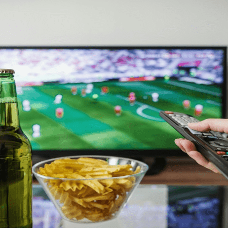 Luckbet and RedeTV! Launch Innovative Late-Night Betting Show “Jogo na Tela”
