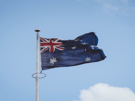 Australian Prime Minister Cautious on Total Ban of Gambling Advertising