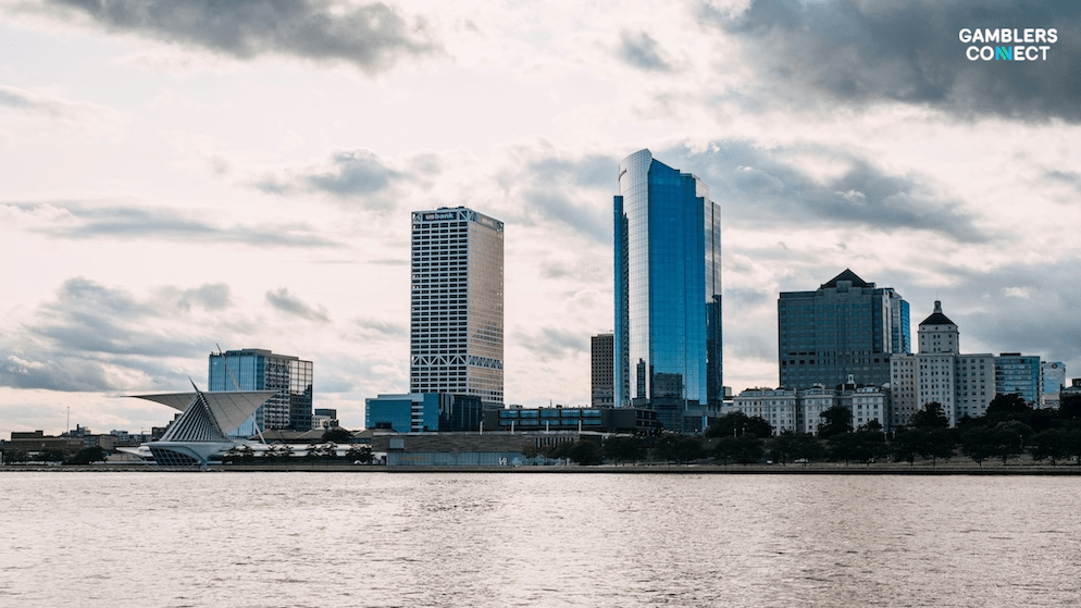 A panoramic view of Milwaukee, symbolizing the state of Wisconsin's ongoing debate and delay regarding the legalization of online sports betting.