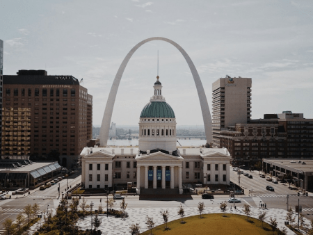 Missouri Sports Betting Market Opens to Early Sign-Ups Ahead of December Launch