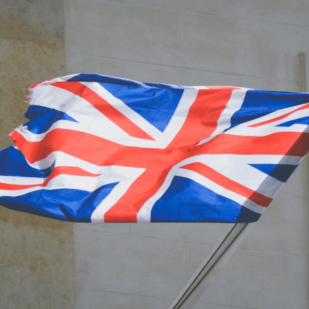 Great Britain’s Online Gambling Yield Climbs to £1.42bn Despite Drop in Active Accounts