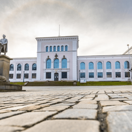 Study Links Loot Box Purchases and Skin Betting to Rising Gambling Problems Among Norwegian Youth