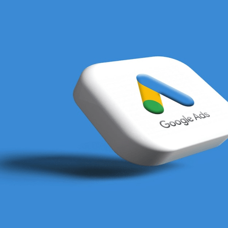 Google Ads Bans US Horse Racing Affiliates in Policy Update