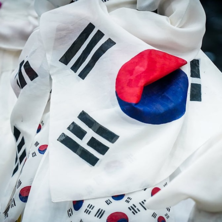 South Korean President Labels Private Casino Licenses a “Privileged Favor” as Stocks Slide