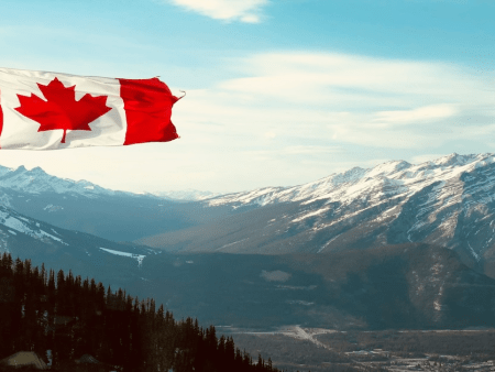 Canadian Senators Call for “Cigarette-Style” Ban on Sports Gambling Ads