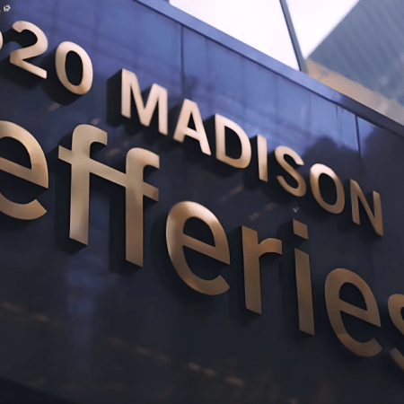 Jefferies Forecasts 5.3% Growth for Macau GGR in 2026