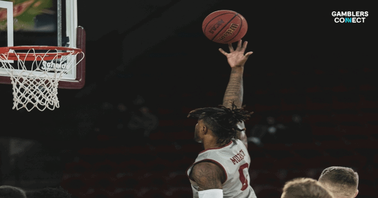 Big 12 Battle: Houston Cougars Host Dangerous UCF Knights