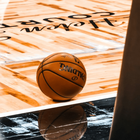 Shorthanded Warriors Face Rolling 76ers in High-Stakes Tuesday Clash