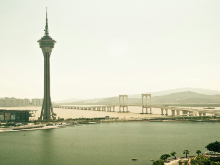 Macau Casino GGR Forecast to Outpace Rivals in 2026 Despite Profit Lag