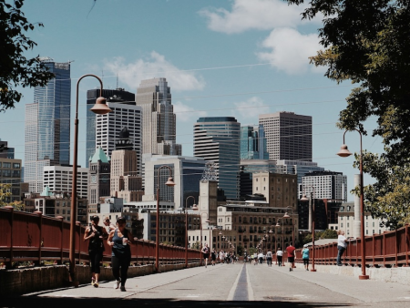 Minnesota Lawmakers Move to Ban Sweepstakes Casinos and Prediction Markets