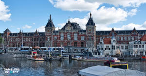 Dutch Lawmakers Seek “Revenue-Cripple” Fines for Illegal Gambling Operators