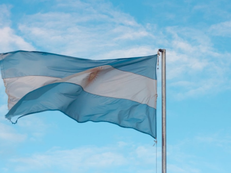 Argentina Targets Illegal iGaming: 251 Websites Blocked in Major San Isidro Sting
