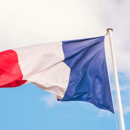 France Mandates Drastic 2027 Problem Gambling Reduction Amid Underage Surge