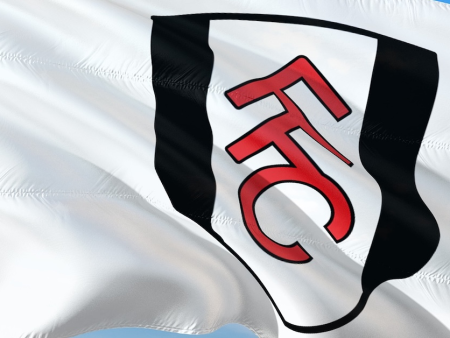 CMC Markets Emerging as Strategic Successor for Premier League Front-of-Shirt Sponsorships