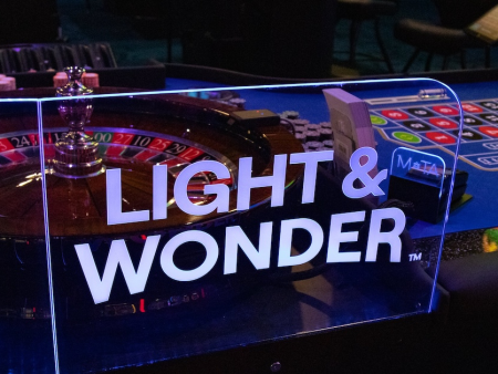 Light & Wonder’s Lightning Box Studio Debuts “TimeLink Pyramid Dawn” Slot