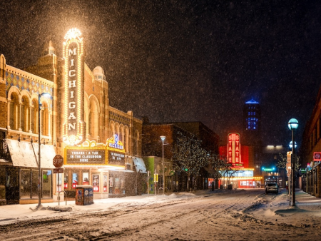 Michigan Regulators Clear FanDuel for Multi-State Poker Launch with NJ and PA