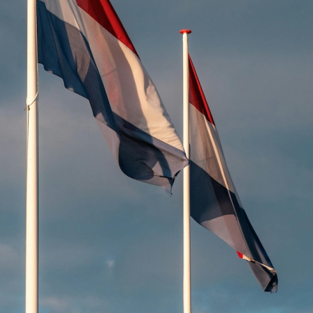 Dutch Regulator Targets Holland Casino and Vbet for Illegal “Own Goal” Betting Markets