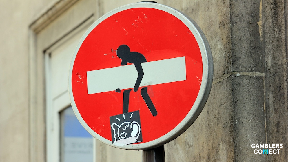 Authorities in New Zealand have confirmed they will not immediately adopt Australia’s sweeping gambling advertising restrictions. 