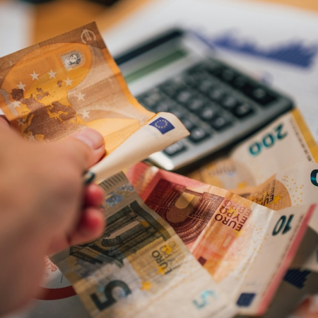 PAGCOR Defers Minimum Guaranteed Fee Implementation Amid Philippine Economic Crisis