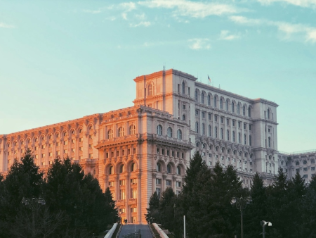 Romania Intensifies Enforcement Against Illegal iGaming: 300+ Websites Blacklisted in 12 Months