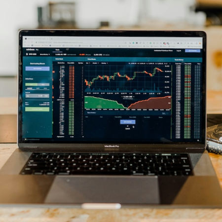 Rush Street Interactive Hits Record $370.4M Q1 Revenue; iCasino Momentum Fuels 41% Growth