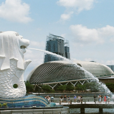 Polymarket Betting Surges in Singapore Despite Regulatory Geoblocking and Legal Threats