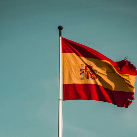 Spain Implements New Automated Identity Verification Guidelines for Operators