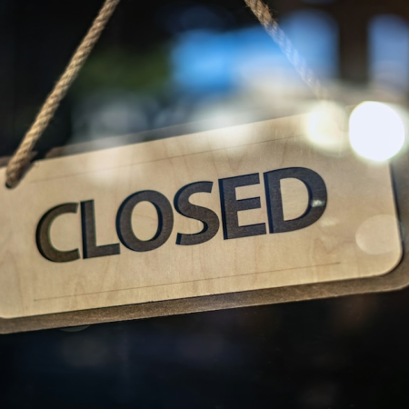 UK Gambling Harm Charities Face “Funding Cliff Edge” as NHS Decisions Loom