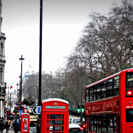 UK Gambling Commission Director Ian Angus Warns of 2026/27 Regulatory and Tax “Phase Shift”