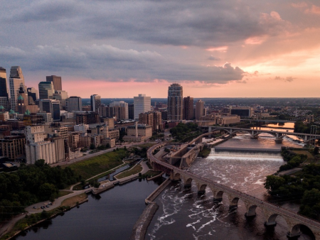 Minnesota Senate Passes Bills Criminalizing Prediction Markets and Online Sweepstakes Casinos