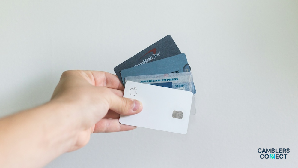 Caesars Entertainment has officially announced the end of credit card deposits across its entire suite of U.S. online gambling brands. 