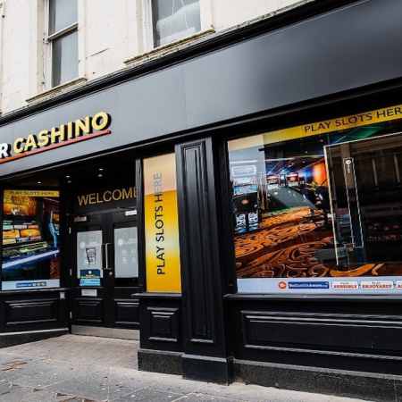 MERKUR Casino UK Commits £2,800 to Historic Hull Zingari Cricket Club
