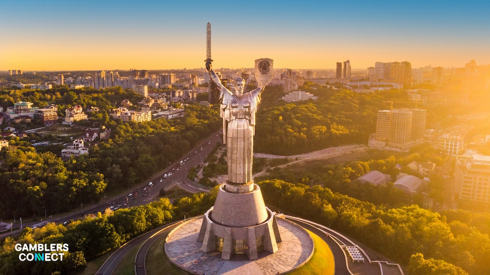 Ukraine’s national gambling regulator, PlayCity, has intensified its enforcement actions by imposing a fine of over ₴432,000 ($10,000) on SLOTS U.A. LLC, the licensed operator behind the prominent BetKing Casino. 