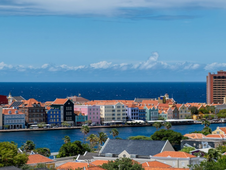 Curacao Court Upholds European Player Refund Judgment Against LuckyDays Operator Raging Rhino