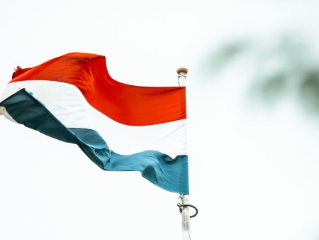 Dutch Gaming Authority Hits 711 B.V. with €886,000 Fine Over Severe Duty of Care Violations