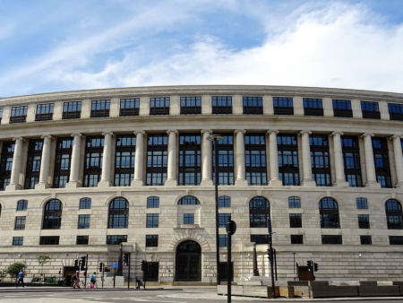 UK Gambling Commission Allocates £26 Million to Fight Rogue Operators